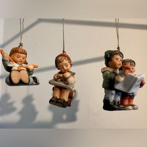 Berta Hummel Christmas Ornaments Box 1